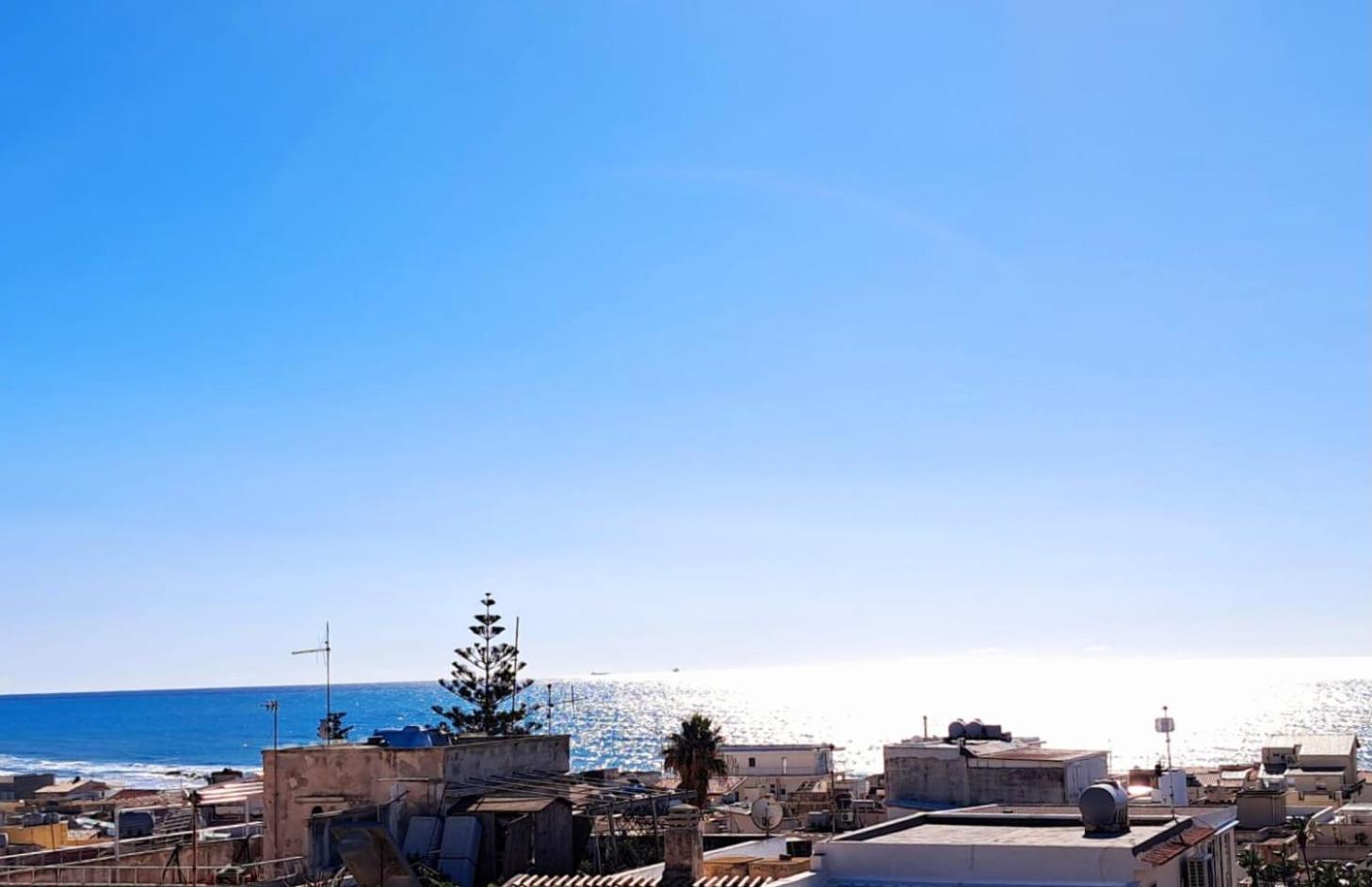 Da Mari -A Due Passi Dal Mare Apartment ดอนนาลูกาตา ภายนอก รูปภาพ